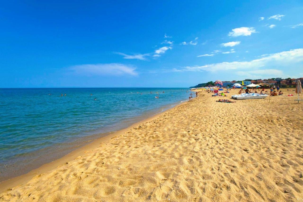 Апартаменти Атеа На Плажа - Apartments Atea On The Beach オブゾー エクステリア 写真